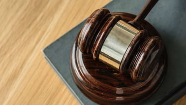 New selling method requires more auctioneers